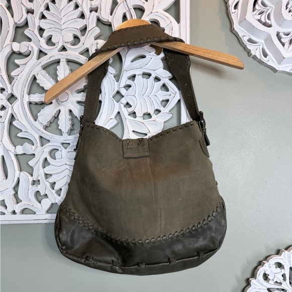 Carla Mancini Green Leather Shoulder Bag Tassel NWOT Made in USA - Picture 4 of 8